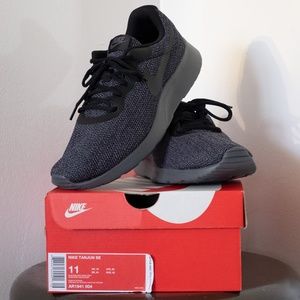 Men's Nike Tanjun SE Size 11 NWT